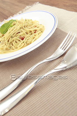 �Ǻ� �ơ��֥���֤��줿�ѥ���